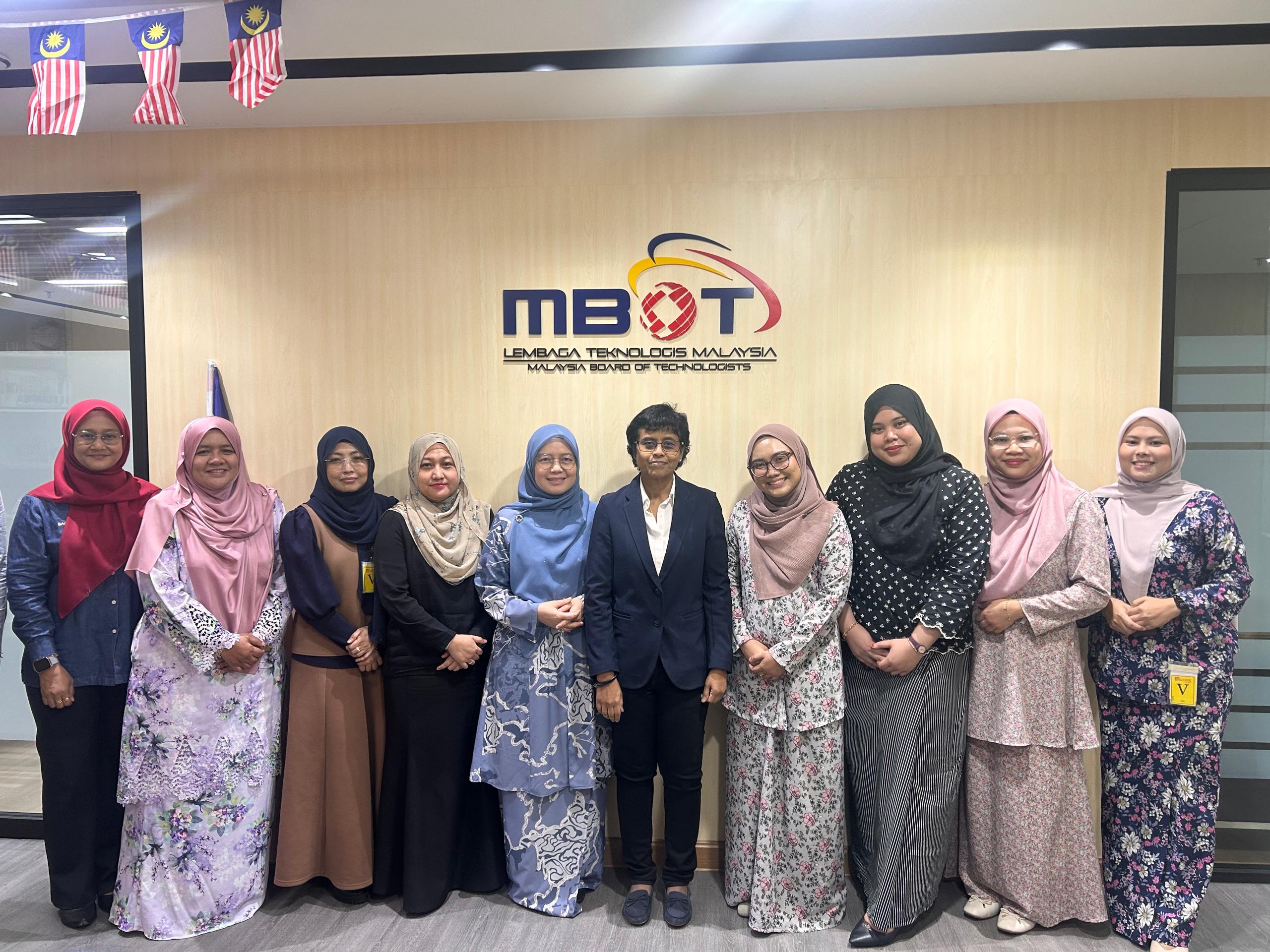 COURTESY VISIT BY DEAN OF FACULTY OF COMPUTER SCIENCE AND INFORMATION TECHNOLOGY, UPM STRENGTHENS COLLABORATION TOWARDS MBOT ACCREDITATION AND SEOUL ACCORD RECOGNITION